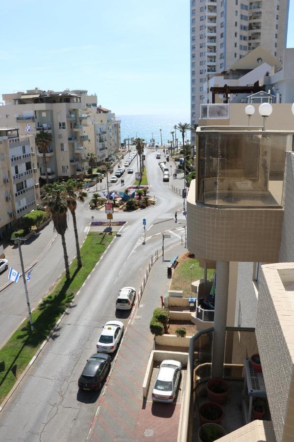 바트얌 Beutifull View Of Batyam 아파트 외부 사진